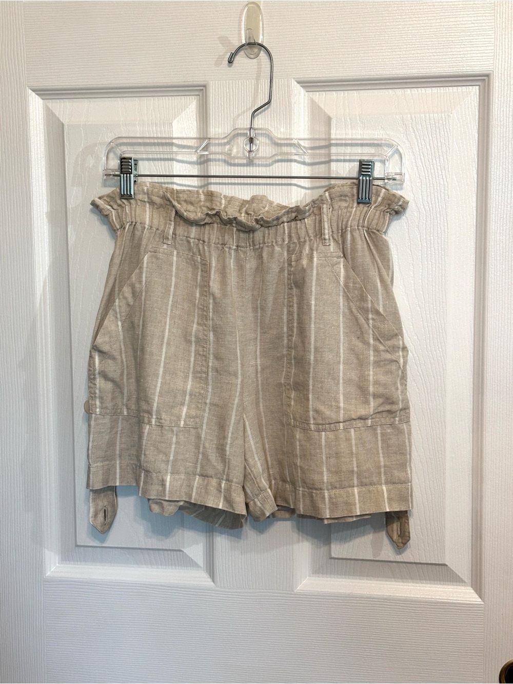 Sanctuary Beige Striped Paperbag Waist Women’s Casual Shorts Size XS